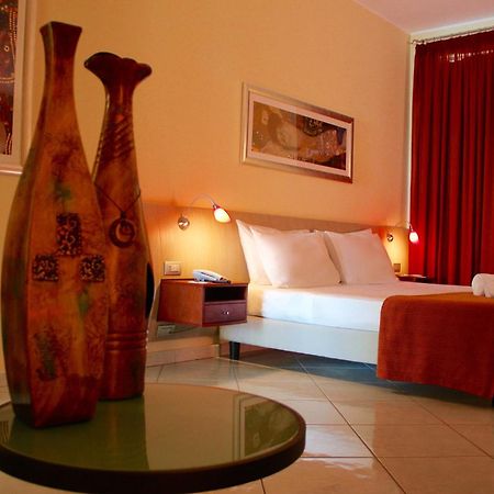Meridian Hotel جارديا بيمونتيس تيرمي المظهر الخارجي الصورة