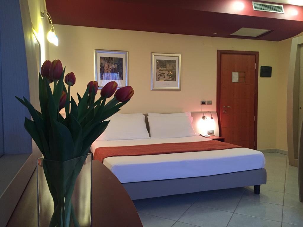 Meridian Hotel جارديا بيمونتيس تيرمي المظهر الخارجي الصورة